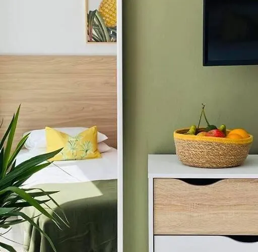 아파트 Beautiful 'studio Verde' With Panoramic Sea Views