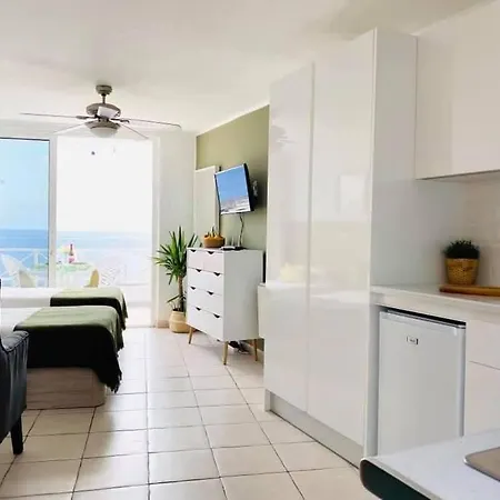 Beautiful 'studio Verde' With Panoramic Sea Views * 卡门港