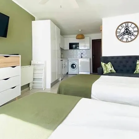 Beautiful 'studio Verde' With Panoramic Sea Views דירה *